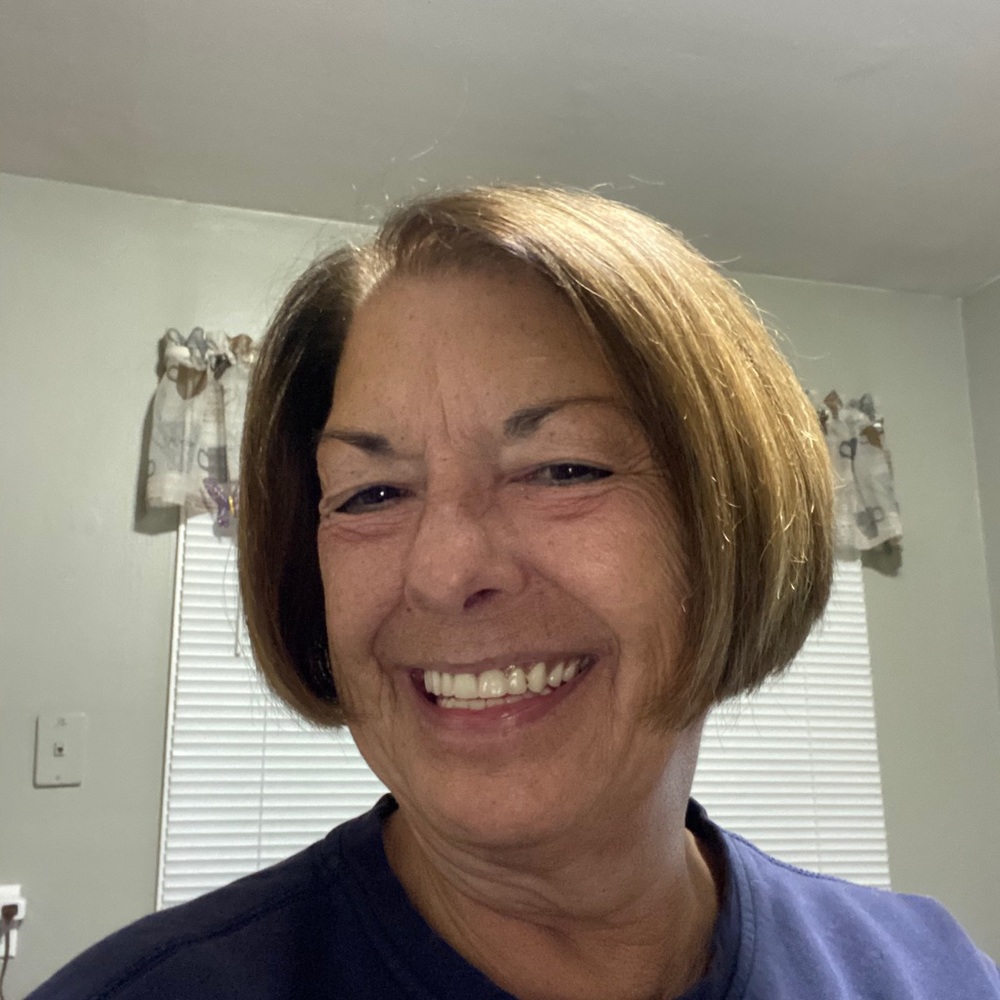 Meet your Posher, Sandi